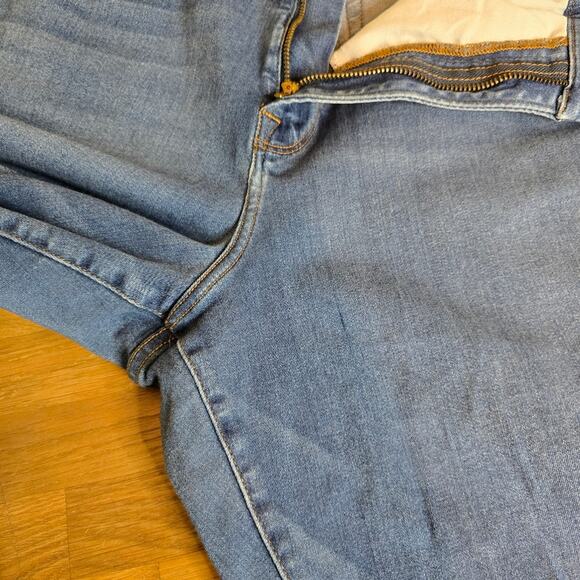 Good American 22×28 Good Waist Stretch Jean – Plus Size (GW108T) Curve-Fit B219 - Picture 9 of 12